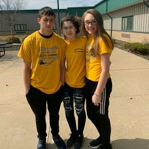 Meet your Posher, Dakota